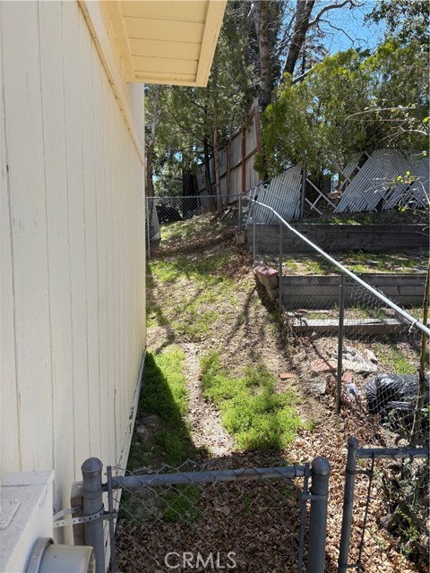 Detail Gallery Image 27 of 40 For 617 Arth Dr, Crestline,  CA 92325 - 3 Beds | 1/1 Baths