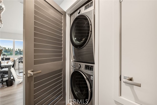 Detail Gallery Image 35 of 61 For 518 E Windsor #305,  Glendale,  CA 91205 - 2 Beds | 2 Baths