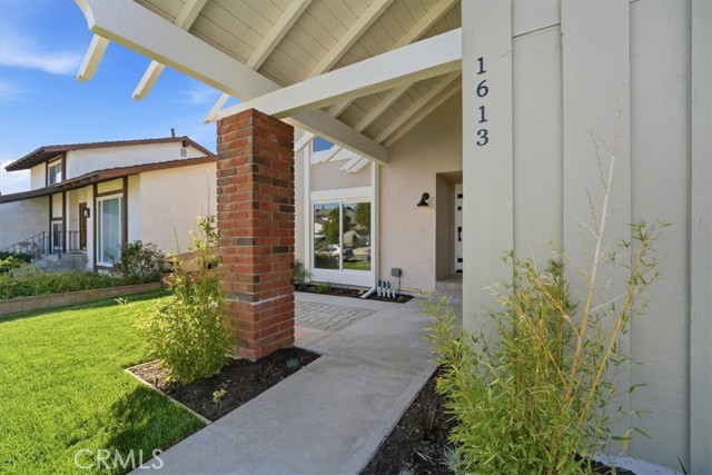 Detail Gallery Image 59 of 59 For 1613 Darcy Ave, Simi Valley,  CA 93065 - 4 Beds | 2/1 Baths