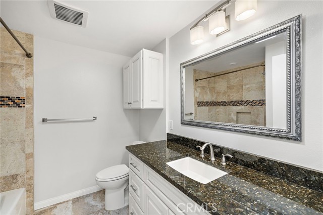 105 Via Estrada, Laguna Woods CA: https://media.crmls.org/medias/8efae5bc-1057-4c54-a9e8-26abbadb3f34.jpg