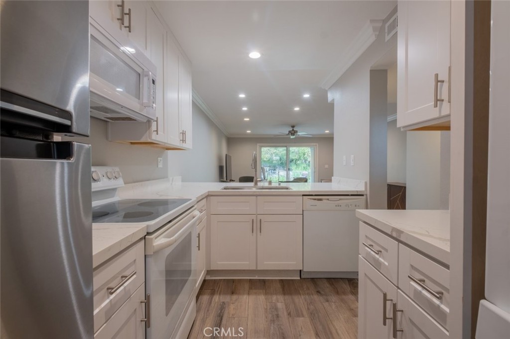 8Efaeea7 F29C 425D 93B6 Da959368560F 7060 Shoup Avenue #185, Canoga Park, Ca 91303 &Lt;Span Style='BackgroundColor:transparent;Padding:0Px;'&Gt; &Lt;Small&Gt; &Lt;I&Gt; &Lt;/I&Gt; &Lt;/Small&Gt;&Lt;/Span&Gt;