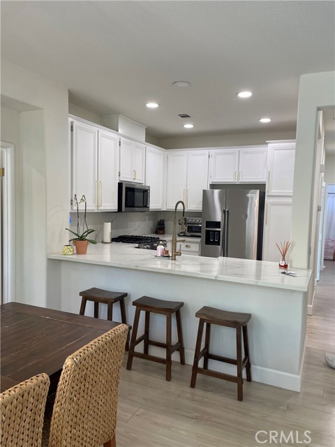 42 Seacountry Lane, Rancho Santa Margarita CA: https://media.crmls.org/medias/8efbc049-1aab-434e-b986-0b59d95a2b3c.jpg