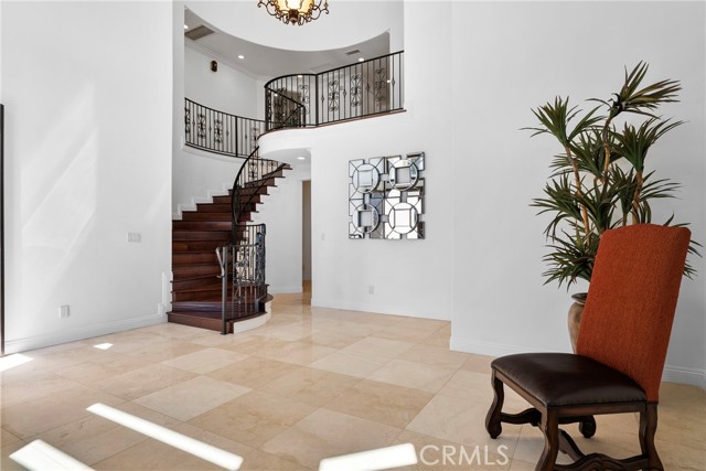 Detail Gallery Image 5 of 39 For 4818 Lemona Ave, Sherman Oaks,  CA 91403 - 5 Beds | 6 Baths