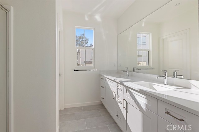 Detail Gallery Image 21 of 26 For 9831 La Serna Dr #1,  Whittier,  CA 90605 - 3 Beds | 3 Baths