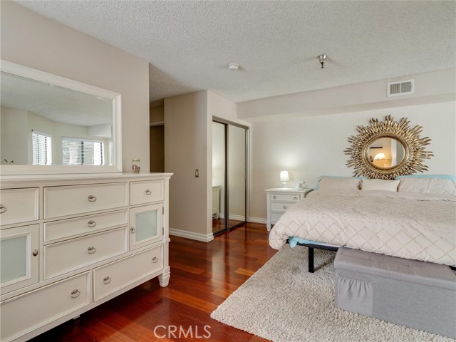 Detail Gallery Image 11 of 22 For 4142 E Mendez St #331,  Long Beach,  CA 90815 - 2 Beds | 2 Baths