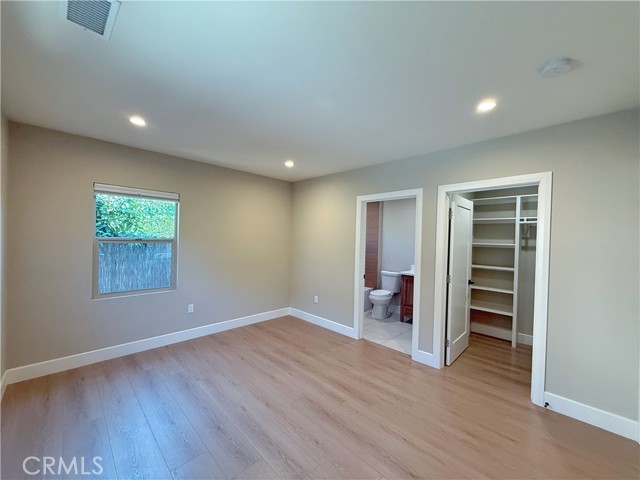 Detail Gallery Image 14 of 31 For 2953 S Bronson, Los Angeles,  CA 90018 - 3 Beds | 2 Baths
