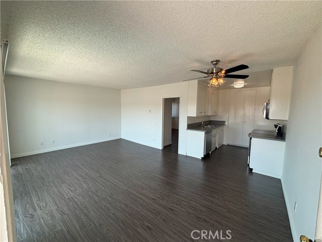 Detail Gallery Image 8 of 16 For 3710 Garnet St #207,  Torrance,  CA 90503 - 2 Beds | 1 Baths