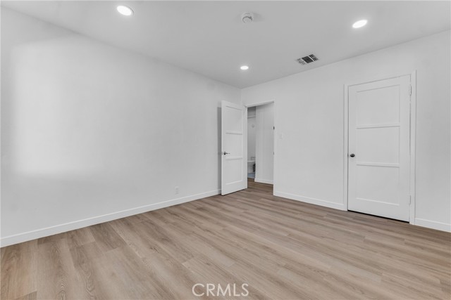 17706 Collins Street photo 16