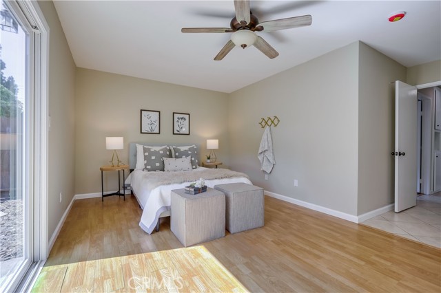 3209 S Center Street, Santa Ana CA: https://media.crmls.org/medias/8eff66c5-c408-463f-ae30-86b129dd8092.jpg