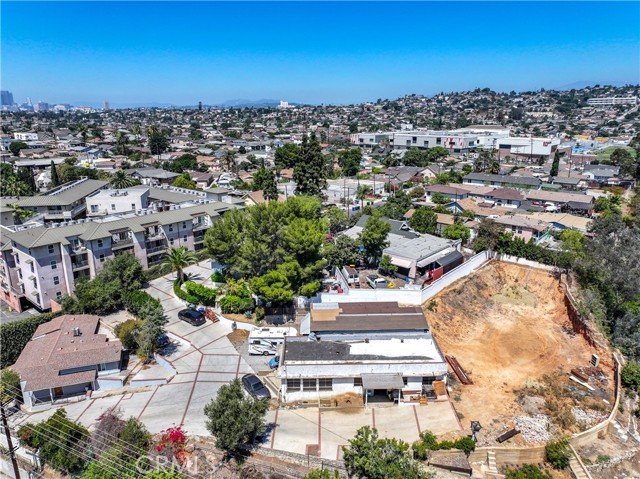 114 N Bonnie Beach Place, East Los Angeles CA: https://media.crmls.org/medias/8eff9673-02f8-4164-ab38-990d504cf79e.jpg