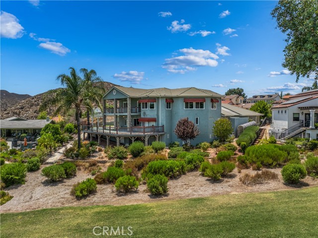 Detail Gallery Image 12 of 47 For 30700 Spyglass Way, Menifee,  CA 92587 - 5 Beds | 3/1 Baths