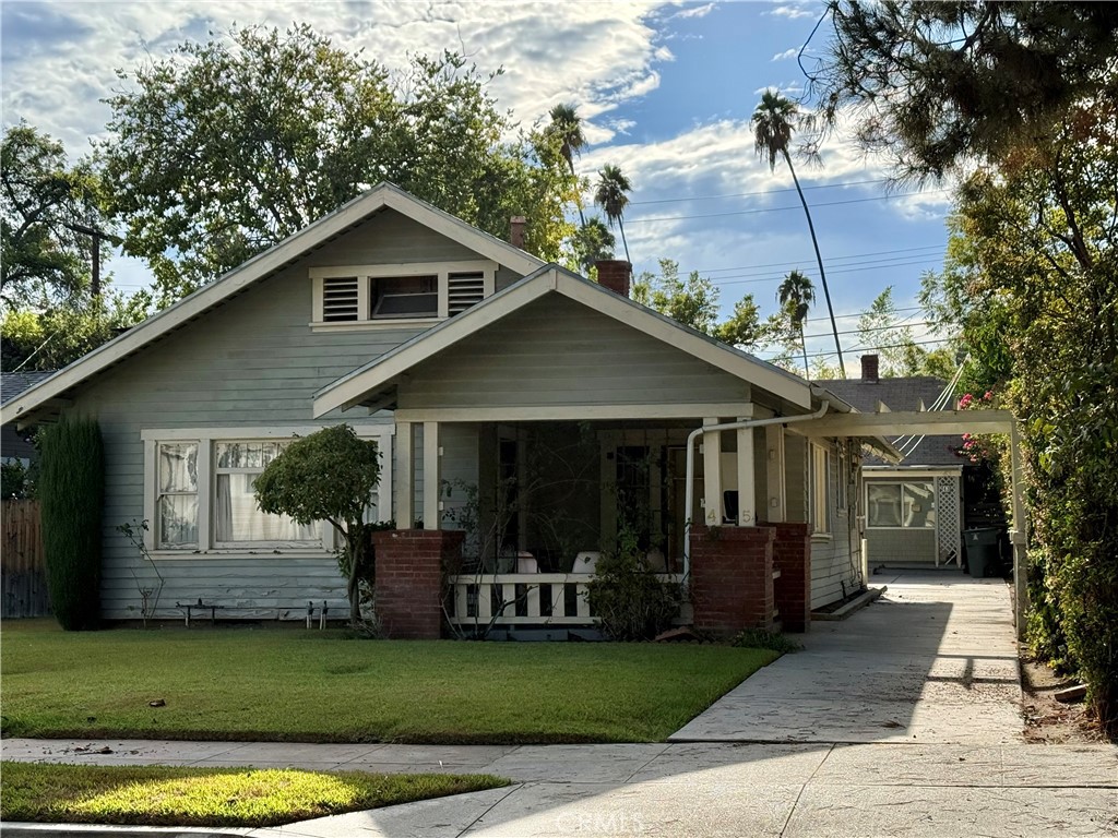Duplex at 43 S Greenwood