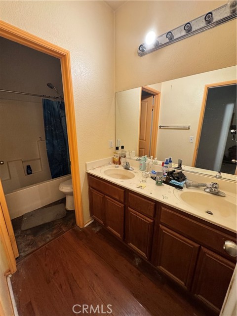 1570 Atlas Peak Lane, San Jacinto CA: https://media.crmls.org/medias/8f00e8d9-faed-429c-bfcb-0f4fc8b3d330.jpg