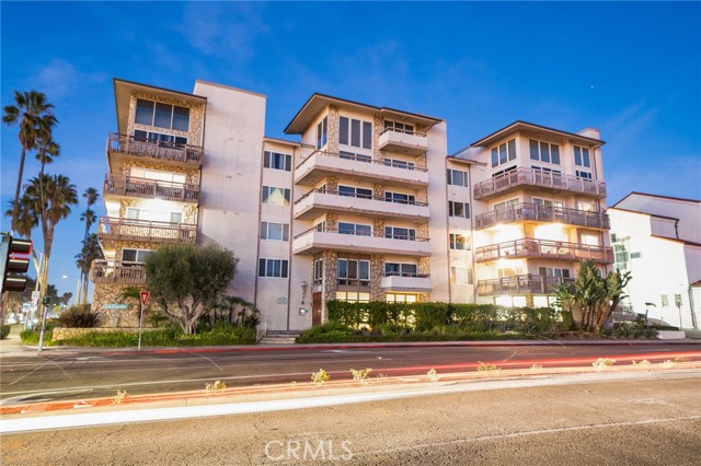 230 Catalina Avenue, Redondo Beach, California 90277, 2 Bedrooms Bedrooms, ,1 BathroomBathrooms,Residential,Sold,Catalina,SB23001876