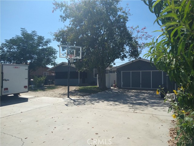 609 S Buena Vista Street, Hemet CA: https://media.crmls.org/medias/8f020f6a-53f9-4e70-99e5-7bd7a5447fee.jpg