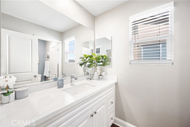 Detail Gallery Image 21 of 42 For 11057 Clear Lake Ln, Corona,  CA 91752 - 4 Beds | 3 Baths