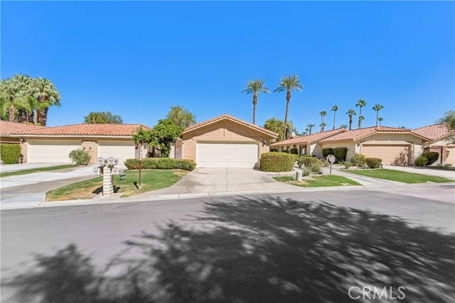 132 Gran Via, Palm Desert, CA 92260