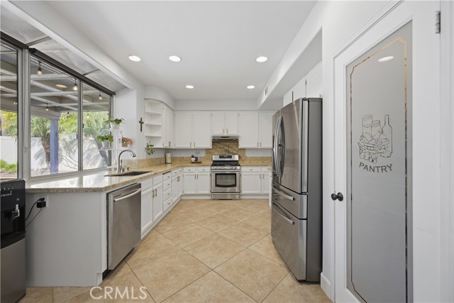 Detail Gallery Image 7 of 38 For 41685 Elk Run, Murrieta,  CA 92562 - 4 Beds | 2/1 Baths