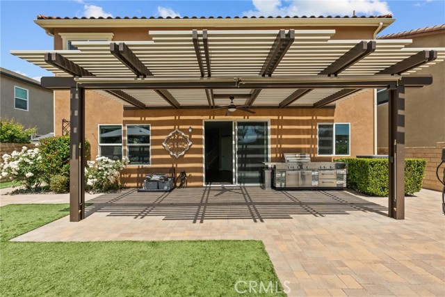 19512 Griffith Drive, Saugus CA: https://media.crmls.org/medias/8f039b05-3b8a-44fa-a1eb-944ed5f0a899.jpg