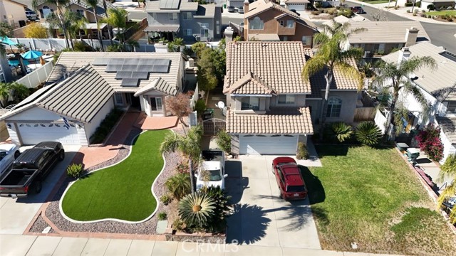 Detail Gallery Image 3 of 24 For 26819 Colt Dr, Corona,  CA 92883 - 4 Beds | 2/1 Baths