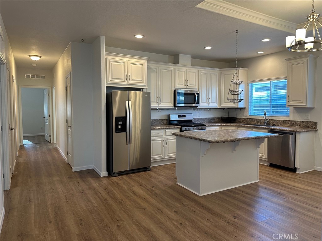 MLS #OC25227530 image #12