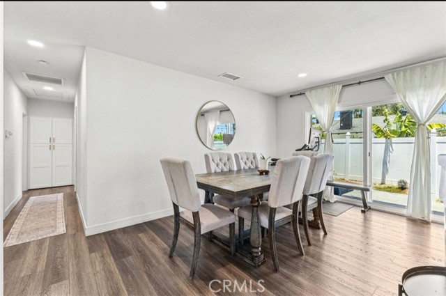 Detail Gallery Image 2 of 10 For 11233 Doverwood Dr, Riverside,  CA 92505 - 3 Beds | 2 Baths