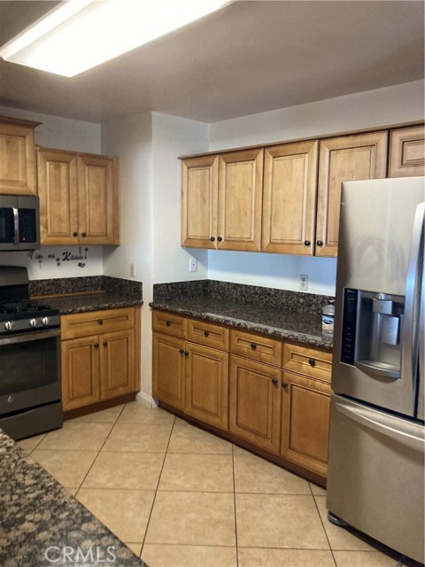 Detail Gallery Image 9 of 19 For 1201 E Elizabeth, Barstow,  CA 92311 - 4 Beds | 2 Baths