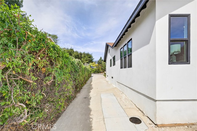 Detail Gallery Image 38 of 60 For 650 Marylind, Claremont,  CA 91711 - 6 Beds | 2/1 Baths