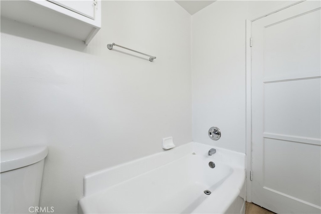 MLS #OC26156592 image #10