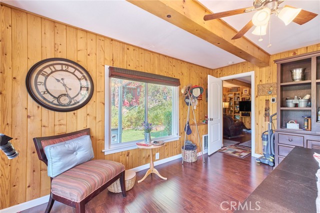 39676 Oak Glen Road, Fawnskin CA: https://media.crmls.org/medias/8f05ea71-3007-4a14-8cea-5084c7740f63.jpg