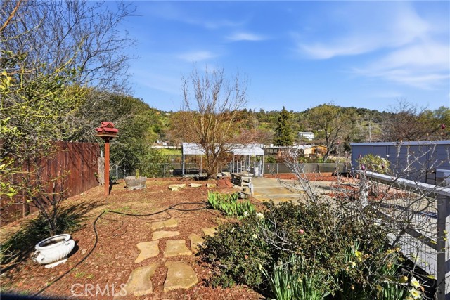 Detail Gallery Image 27 of 39 For 12762 Shoreview Dr, Clearlake Oaks,  CA 95423 - 2 Beds | 2 Baths