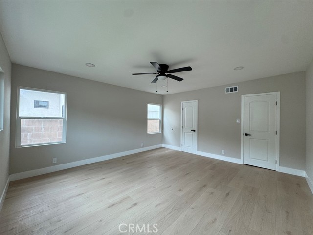 Detail Gallery Image 8 of 24 For 4609 Highgrove Ave, Torrance,  CA 90505 - 8 Beds | 3/2 Baths