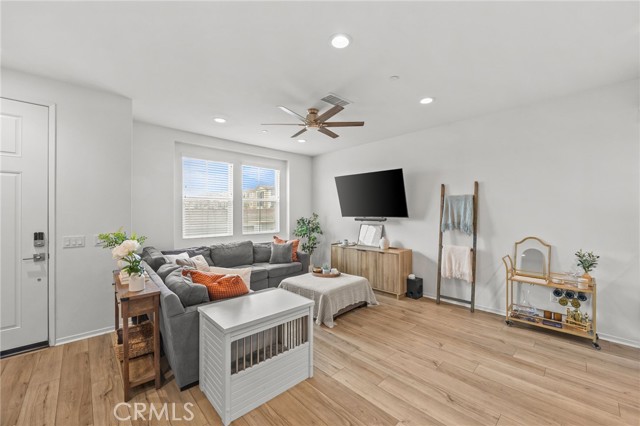 16025 Main St, Chino, CA 91708 photo 5