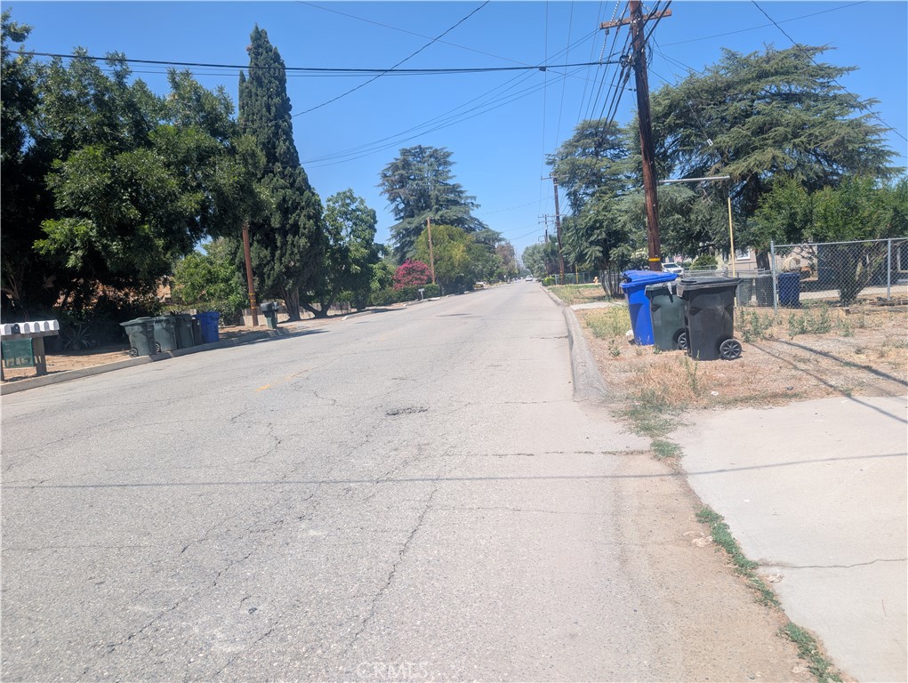 https://media.crmls.org/medias/8f08a021-ee10-4222-8938-fc59bfb3900e.jpg?preset=X-Large