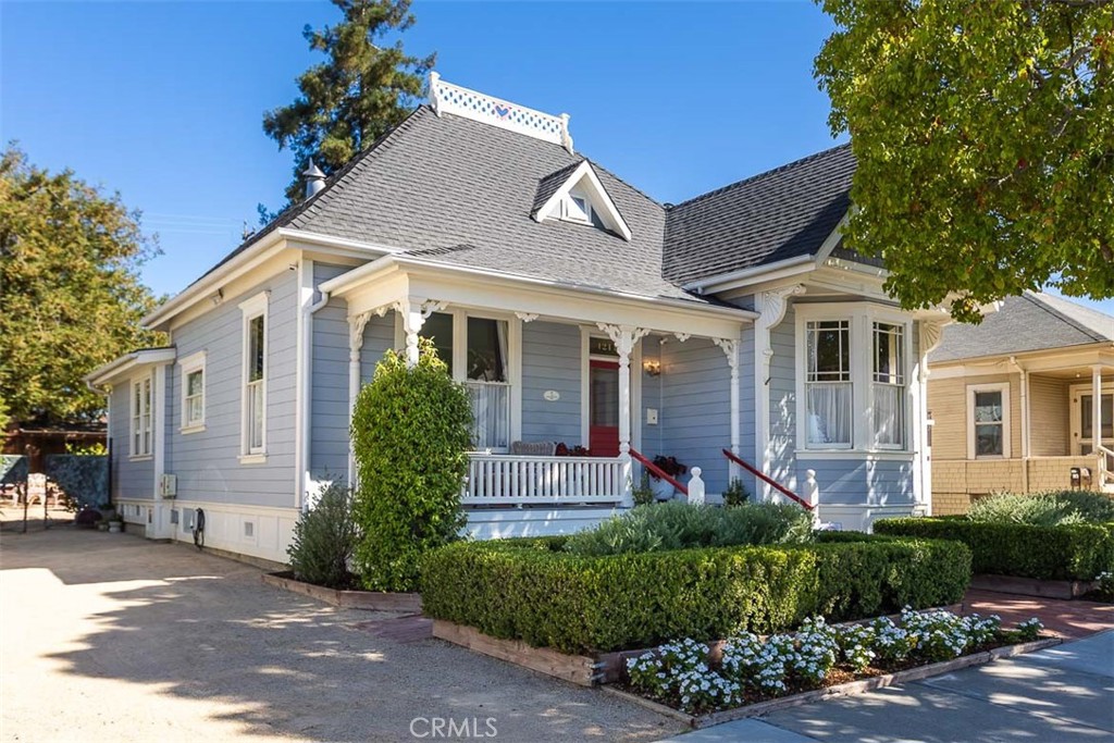 1214 Mill Street