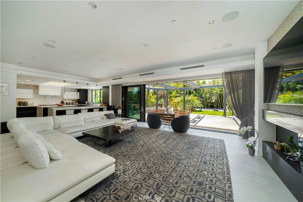 MLS #SR25176504 img 4