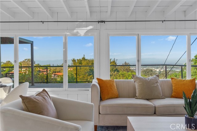 The studio is 320 sq.ft. and a versatile living space, perfect for home office, gym, playroom, den, or library.