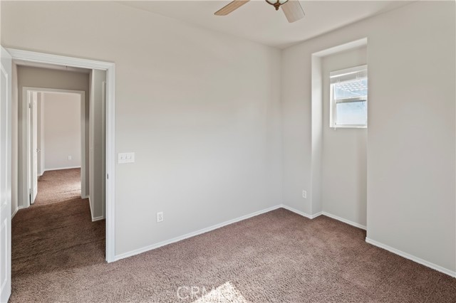 Detail Gallery Image 14 of 30 For 425 S Meadowbrook Dr #140,  San Diego,  CA 92114 - 3 Beds | 2/1 Baths