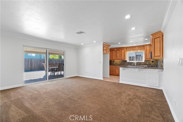 Detail Gallery Image 9 of 20 For 777 W Casmalia St, Rialto,  CA 92377 - 4 Beds | 2 Baths