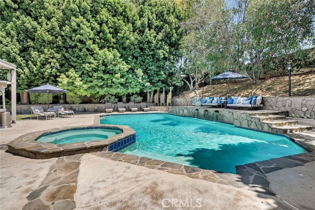 1656 Dunkirk Lane, Riverside CA: https://media.crmls.org/medias/8f0bf197-c40f-42ac-bcdd-615023bfb2a2.jpg