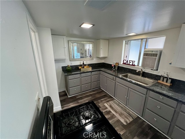 Detail Gallery Image 17 of 37 For 3600 Mountain Ave 13f,  San Bernardino,  CA 92404 - 1 Beds | 1/1 Baths