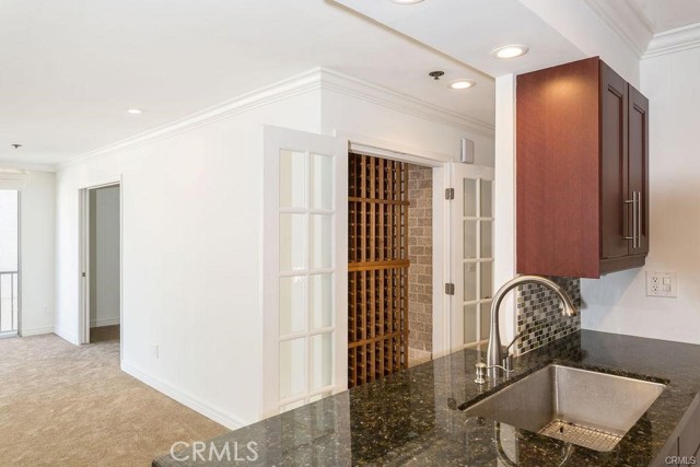 Detail Gallery Image 11 of 29 For 555 Esplanade #418,  Redondo Beach,  CA 90277 - 2 Beds | 2 Baths