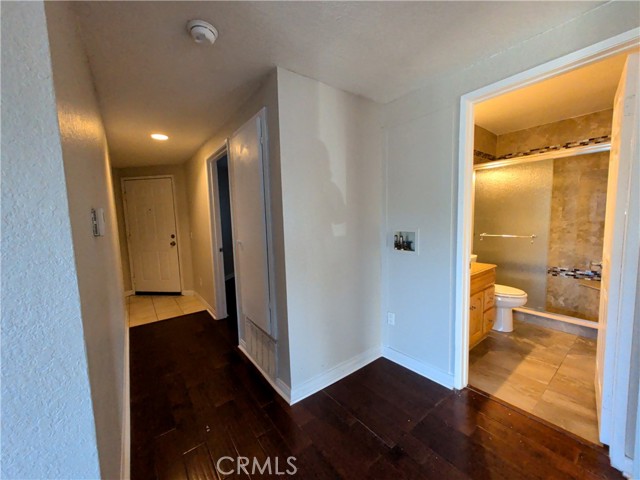 Detail Gallery Image 10 of 13 For 779 Gianni, Corona,  CA 92879 - 2 Beds | 1 Baths