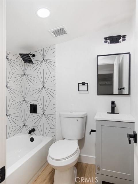 Detail Gallery Image 48 of 64 For 509 S Ross St, Santa Ana,  CA 92701 - 4 Beds | 3 Baths