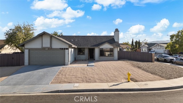 Detail Gallery Image 1 of 34 For 1828 E Avenue R11, Palmdale,  CA 93550 - 3 Beds | 2 Baths