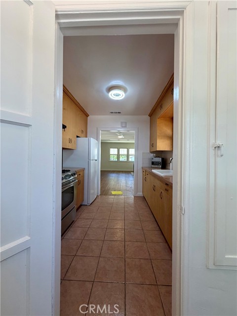 Detail Gallery Image 13 of 22 For 349 Laun, Altadena,  CA 91001 - 3 Beds | 1 Baths