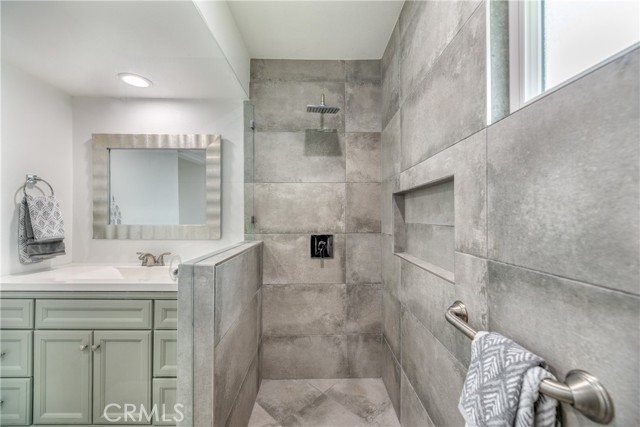 20869 Moonlake Street, Walnut CA: https://media.crmls.org/medias/8f0d47b5-8e0e-45fc-b9ad-5f2a5873b3dc.jpg