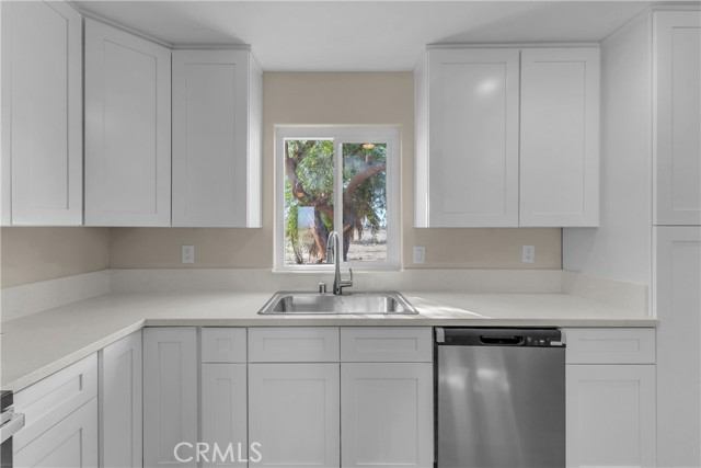 Image 9 of 39 For 1341 Beach Club Drive