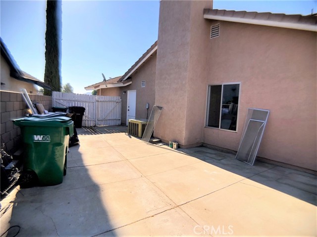 Image 19 of 24 For 25137 Desert Willow Drive