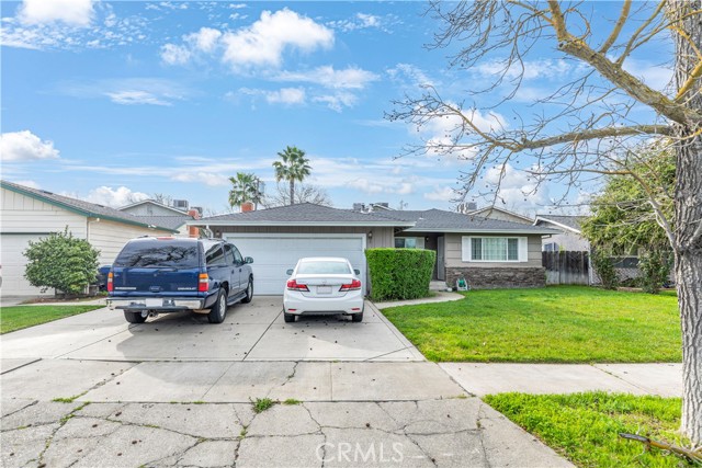 Detail Gallery Image 2 of 16 For 3125 El Capitan, Merced,  CA 95340 - 3 Beds | 2 Baths